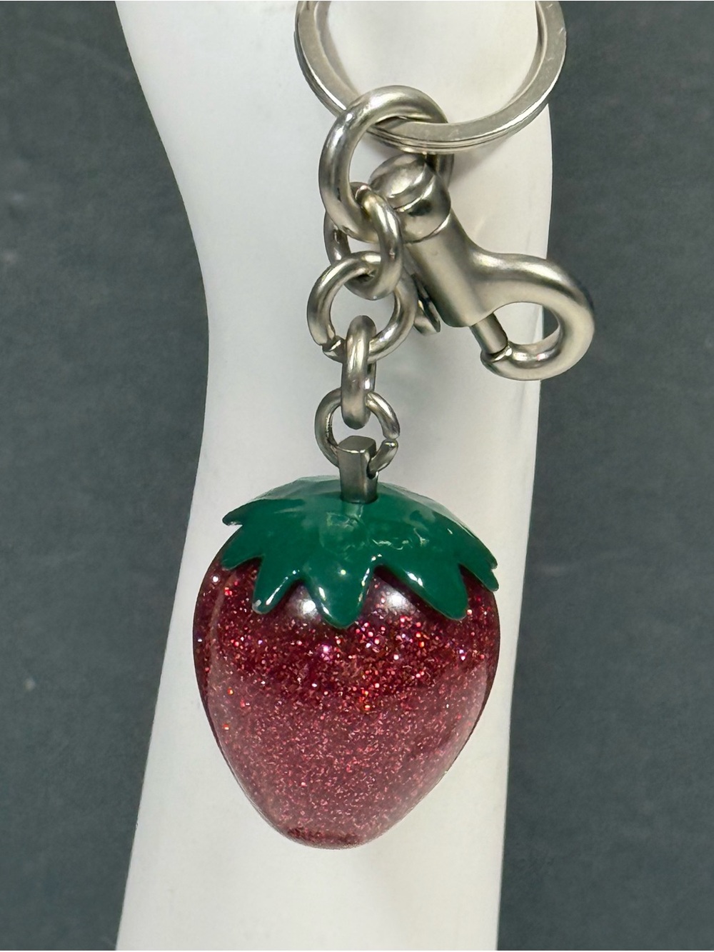 Glitter Strawberry Key Chain & Card Holder Bag Charm  NWT Dogleash Clasp Hook